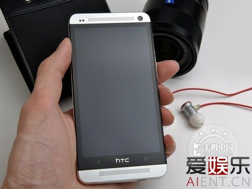1.7GHzĺ1080p HTC Oneл 