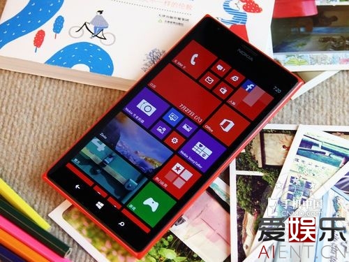 6Ӣ800 Lumia 1520׷ 