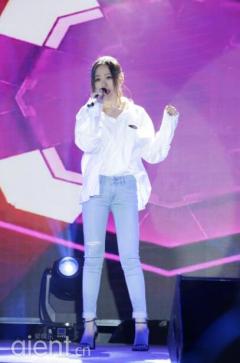 张靓颖化身游戏女神与三国志结缘 主题曲首唱燃爆现场